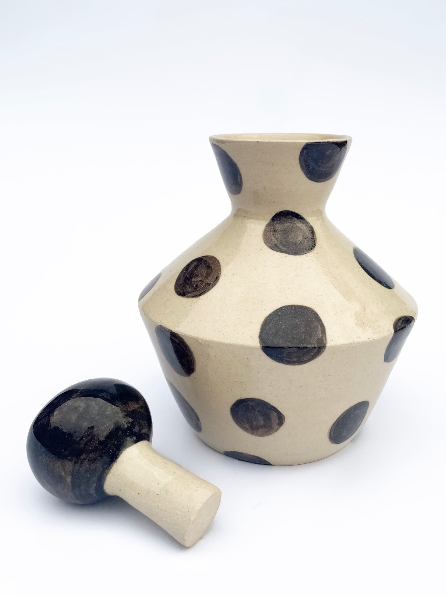 Dotted Decanter / Bottle with a Stopper | Medium (450ml)
