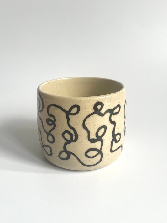 Black Squiggle Mug | Medium (200 ml)