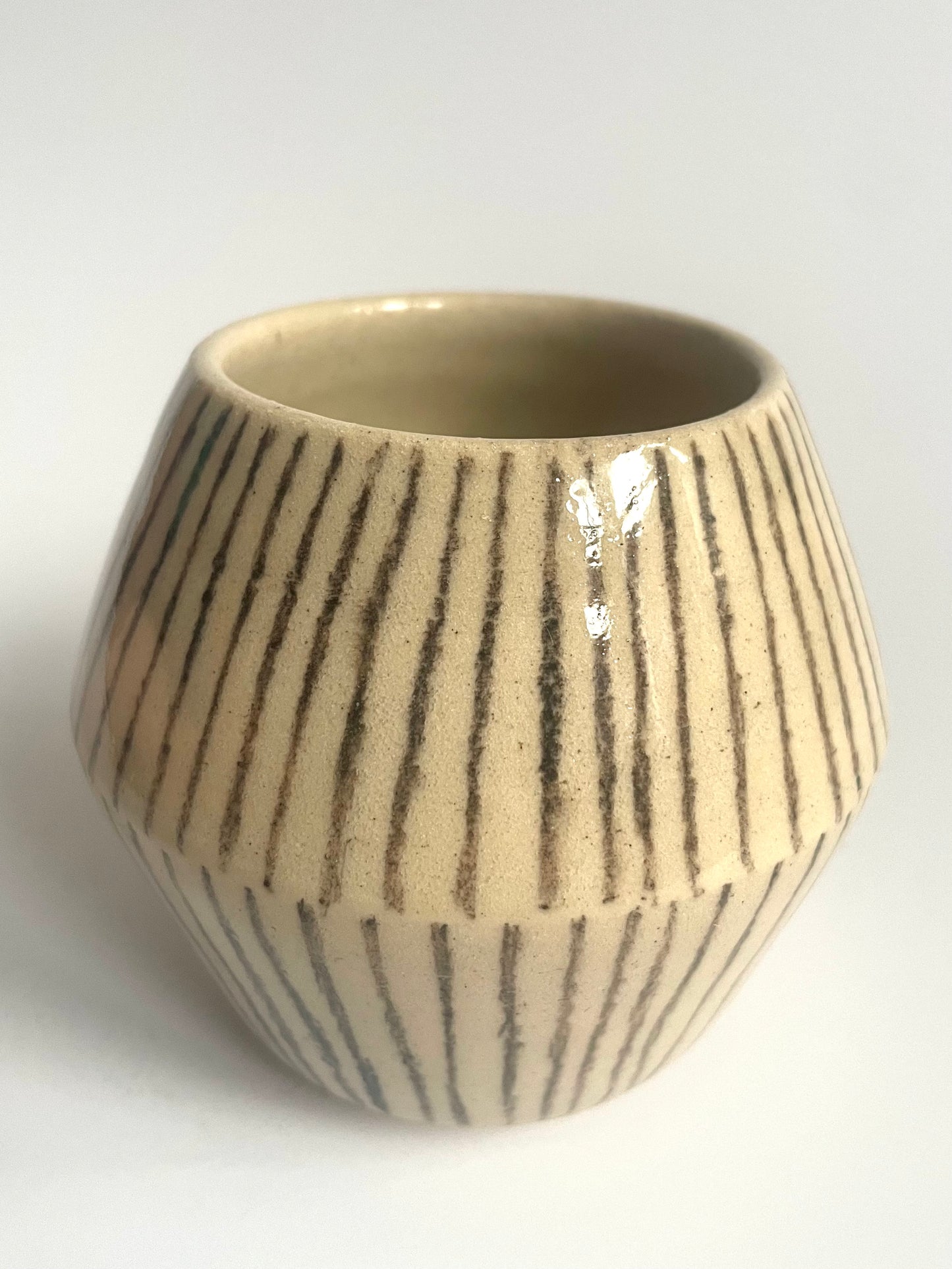 Angular Striped Mug | Medium (200 ml)