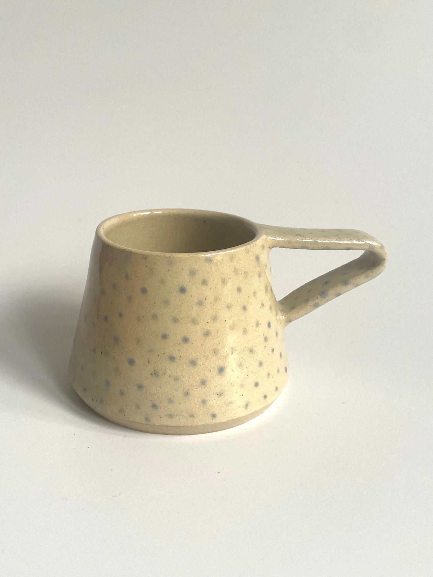 Dotted Mug with a Handle | Small (100 ml)