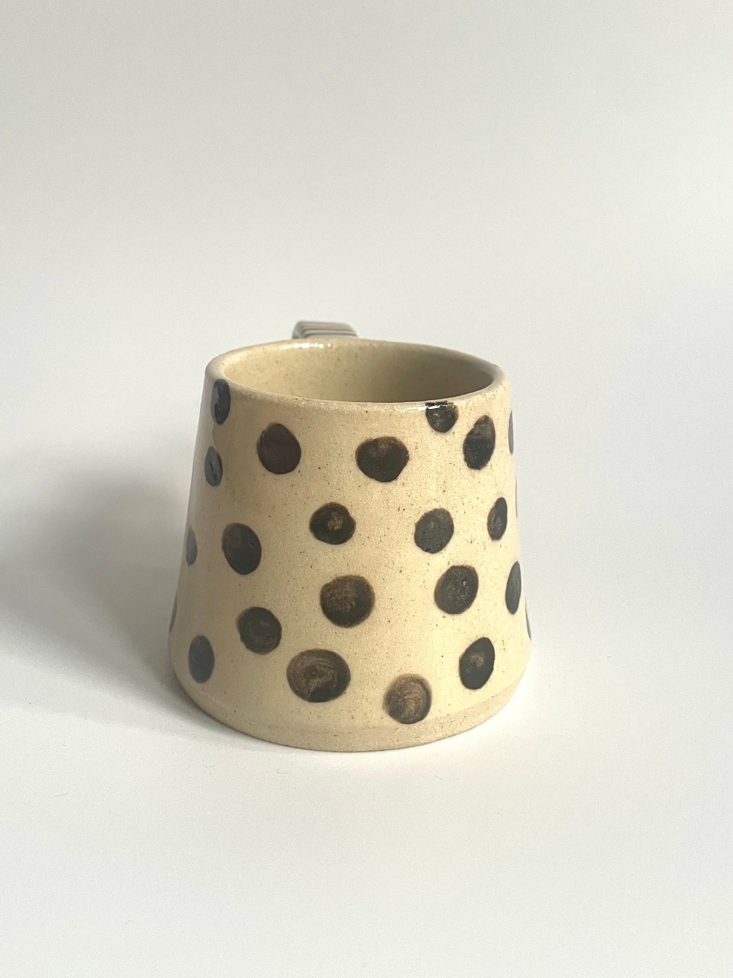 Dotted Mug with a Handle | Small (150 ml)