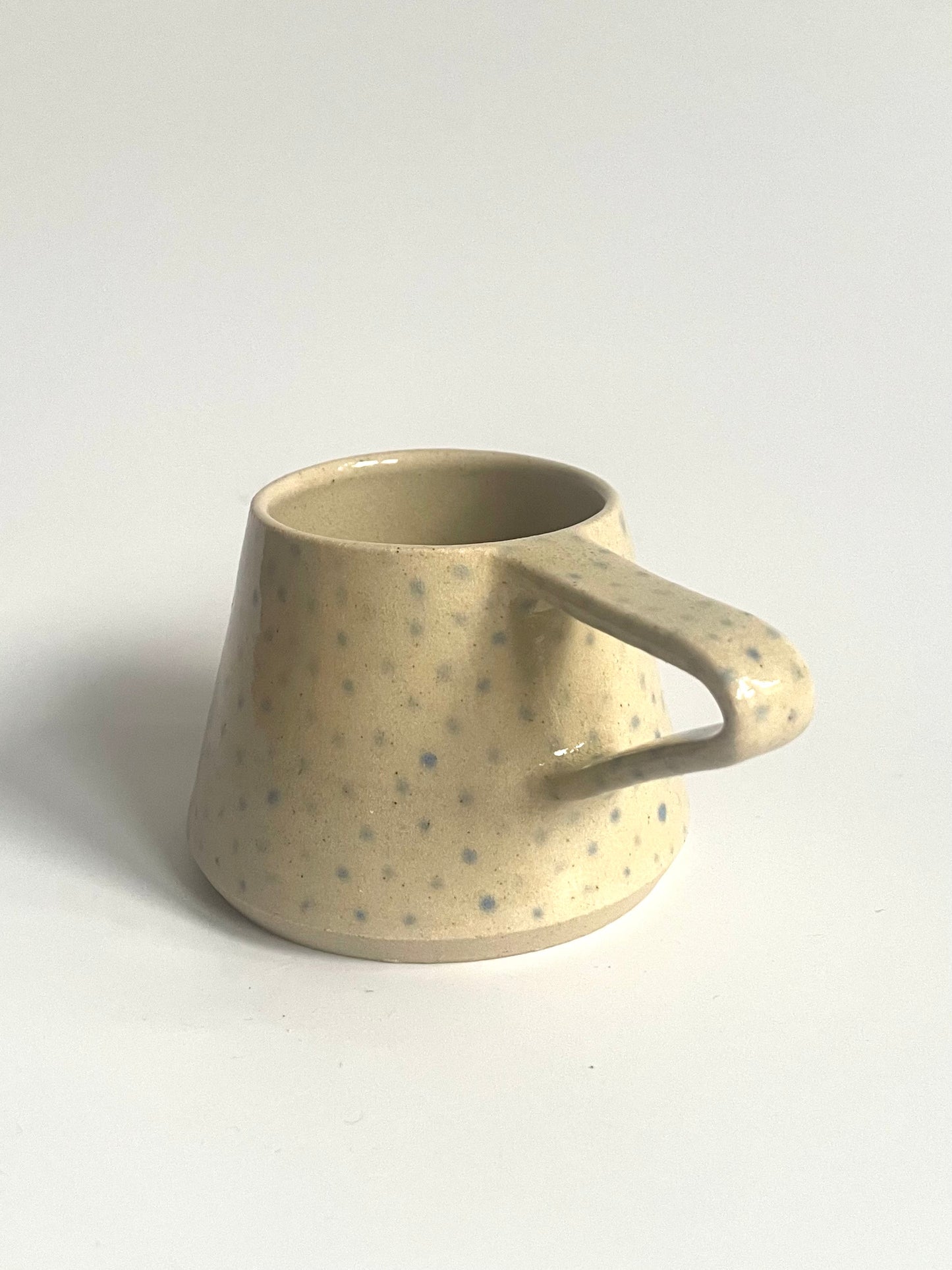Dotted Mug with a Handle | Small (100 ml)